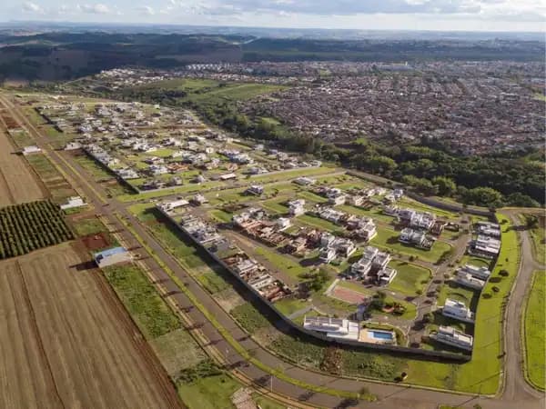 Terreno à venda em Londrina/PR