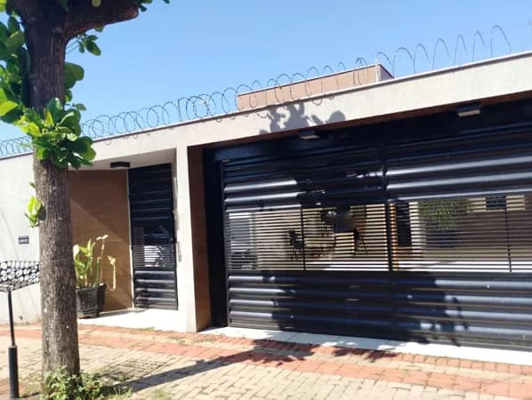Casa à venda em Londrina/PR