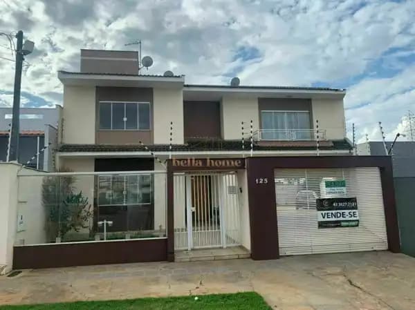 Casa à venda em Londrina/PR