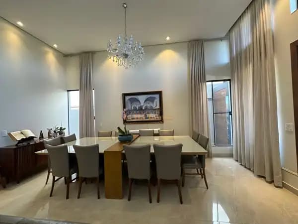 Casa à venda em Londrina/PR
