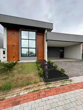 Casa à venda em Cambé/PR