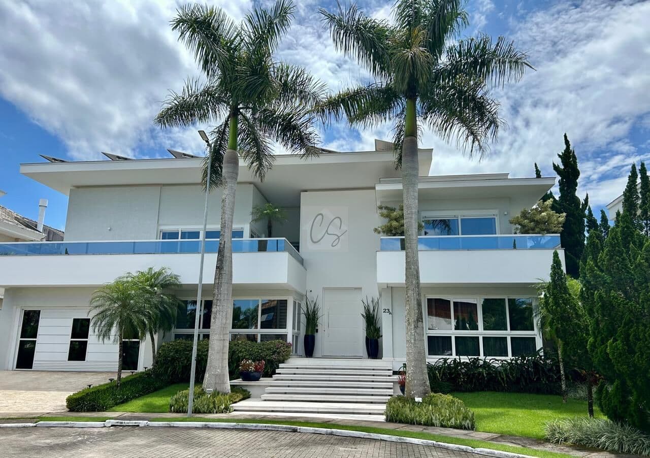 Casa Alto Padrão no Condomínio Premier em Jurerê Internacional com 879m²