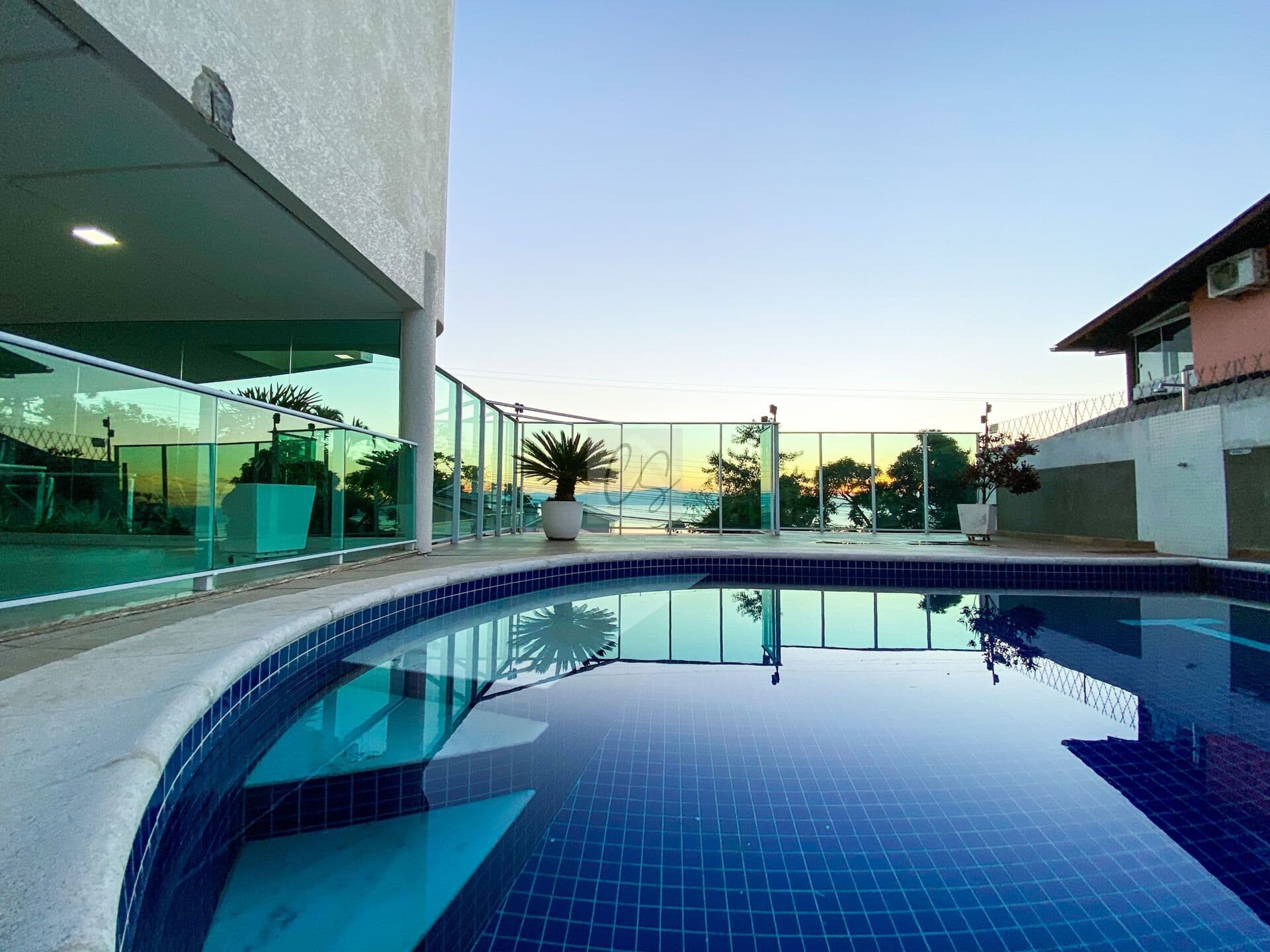 Apartamento Alto Padrão em Cacupé, Florianópolis/SC
