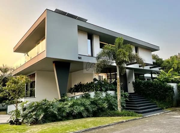 Casa Alto Padrão em Condomínio Fechado - Jurerê