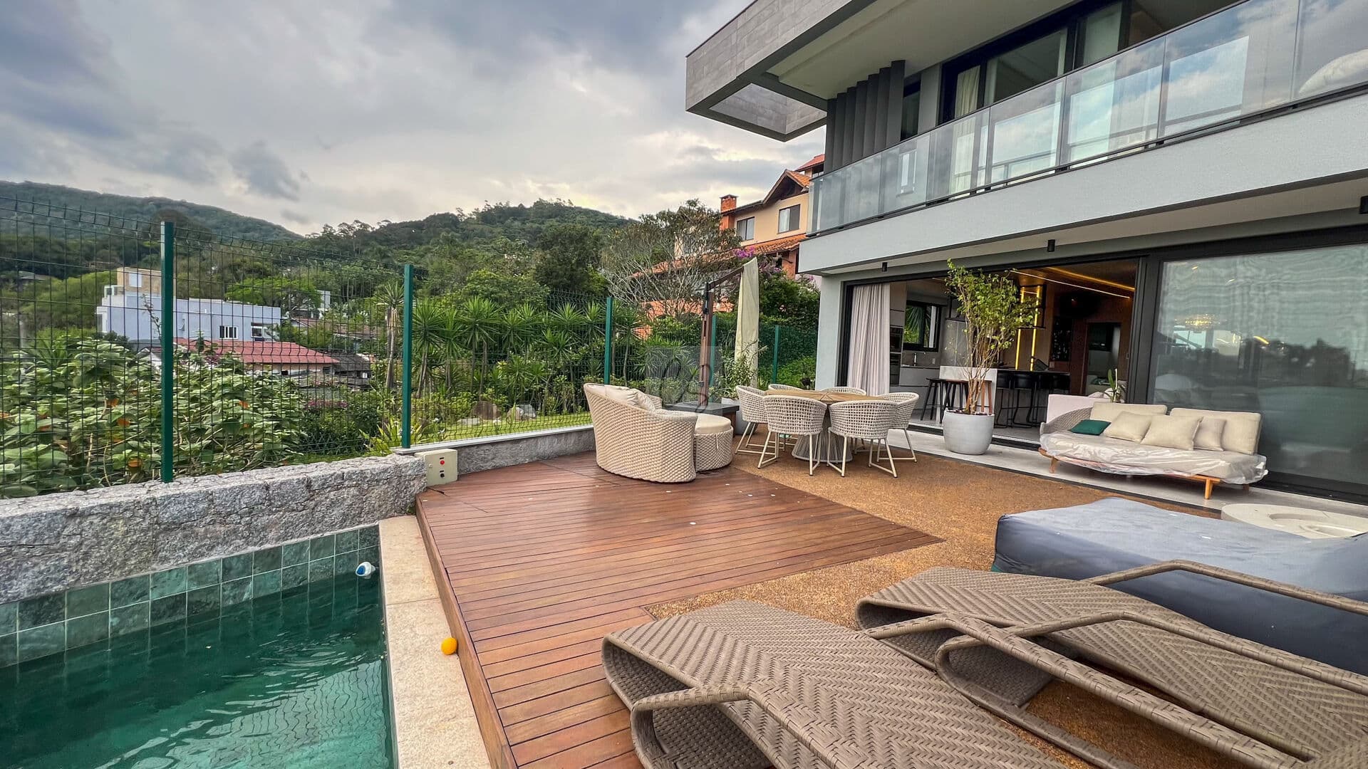 Casa em Condomínio em Lagoa da Conceição, Florianópolis/SC