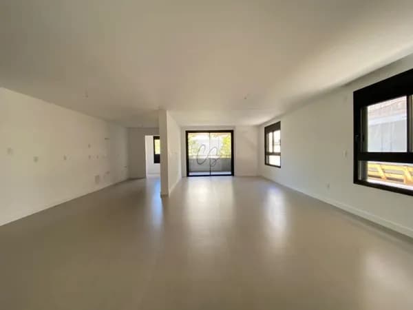 Apartamento Alto Padrão em Jurerê, Florianópolis/SC