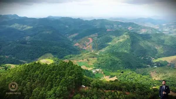Terreno à venda no bairro Biriricas em Domingos Martins/ES