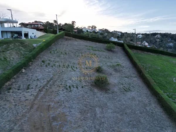 Terreno à venda no bairro Centro em Domingos Martins/ES