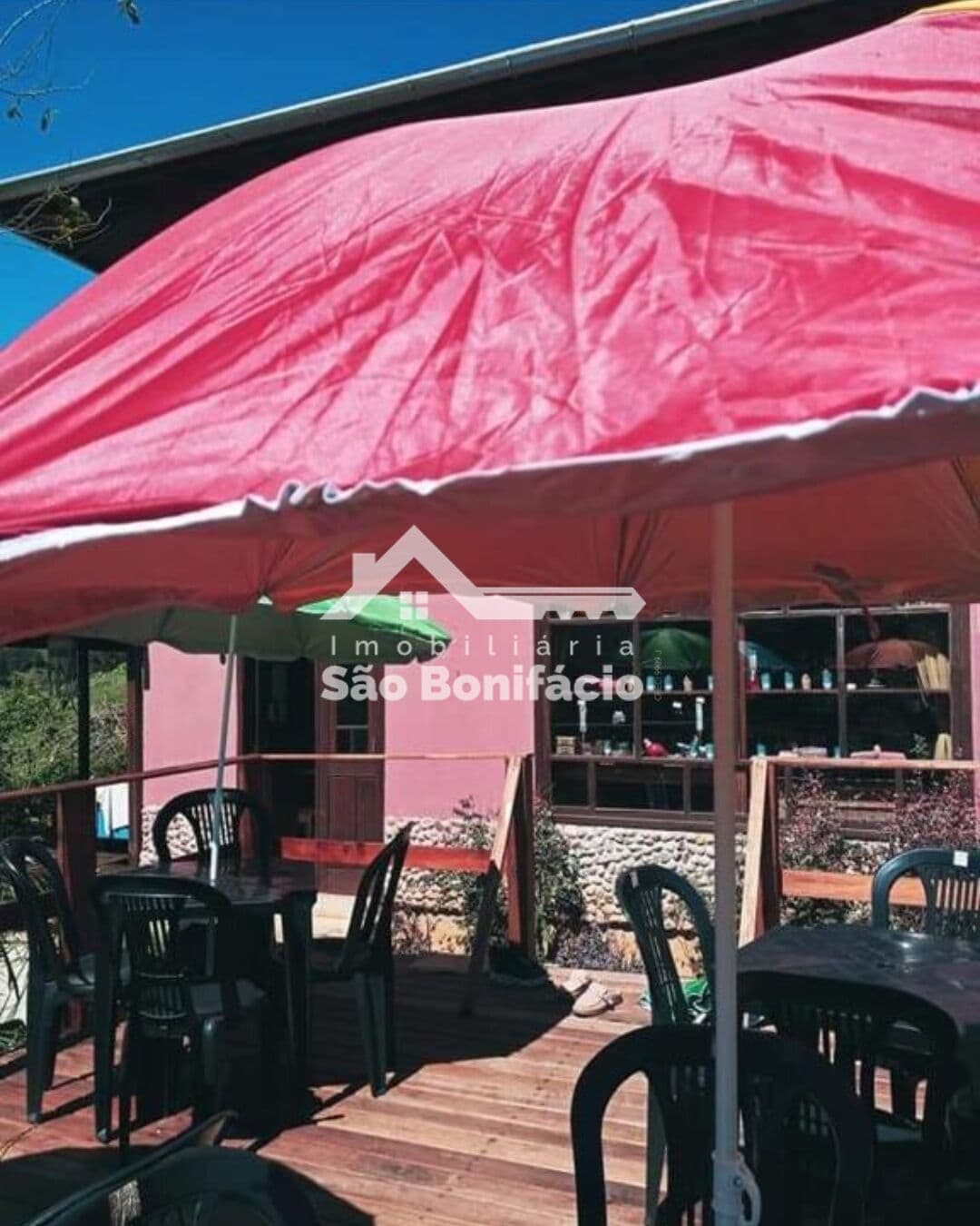Casa em São Bonifácio - Centro