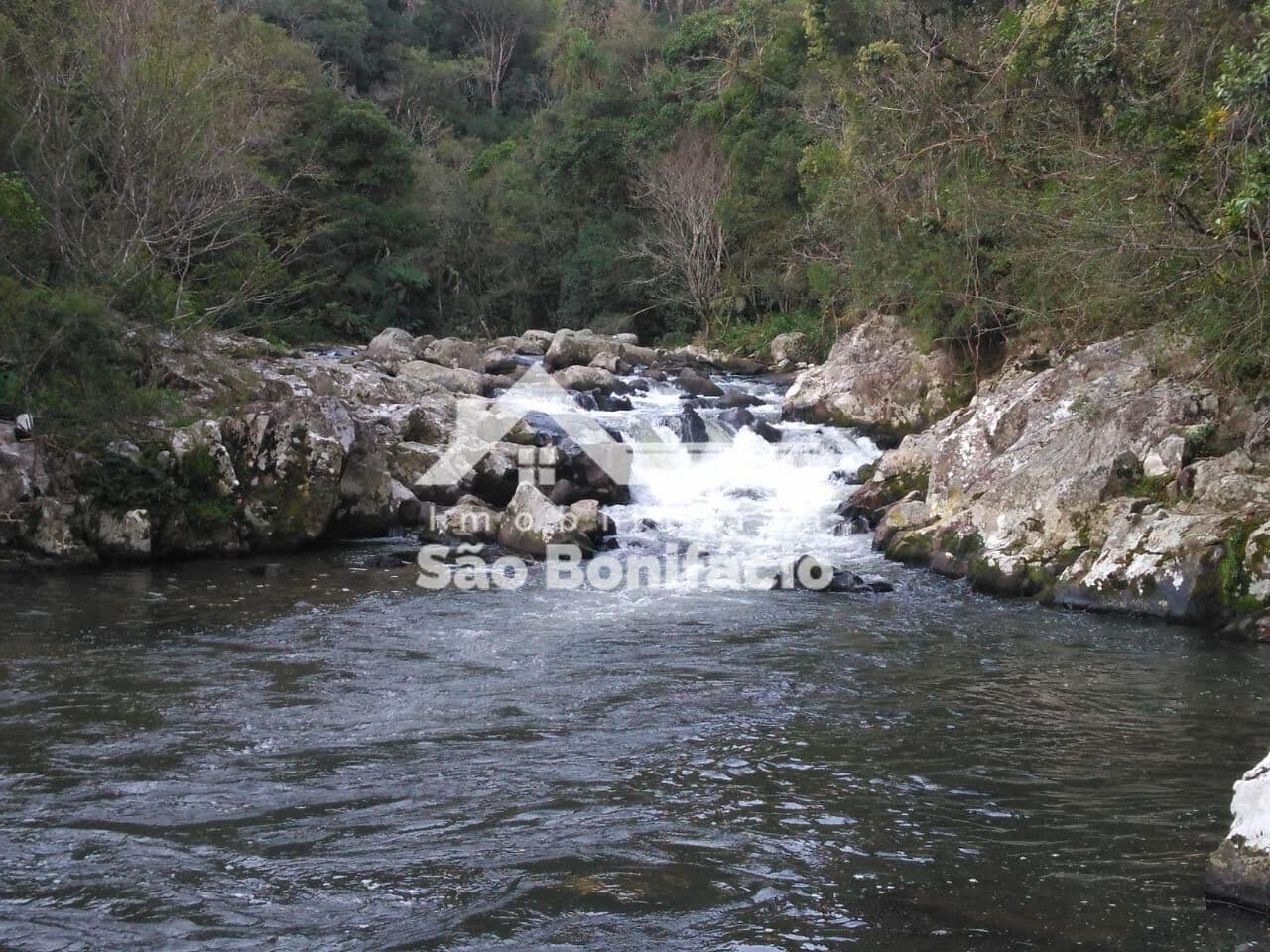 Chácara no Rio Theis, São Bonifácio/SC