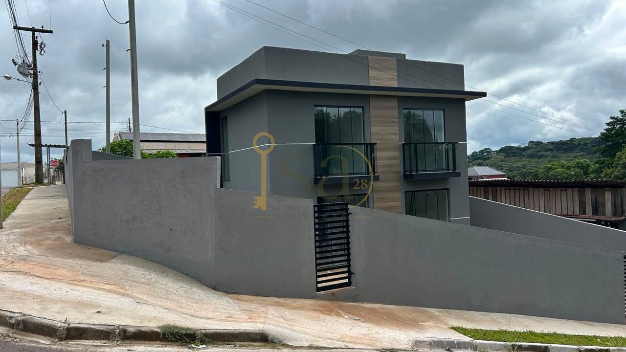 Sobrado em Campo Largo - Conjunto Habitacional Monsenhor Francisco Gorski