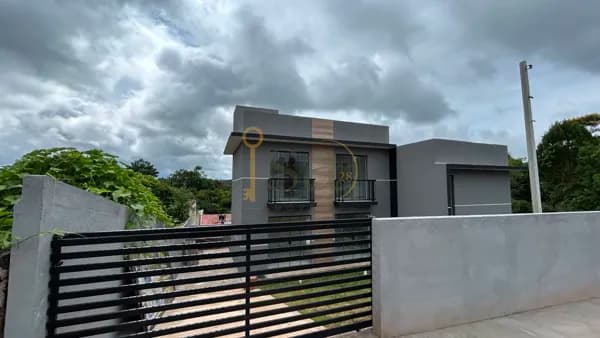 Sobrado em Campo Largo - Conjunto Habitacional Monsenhor Francisco Gorski
