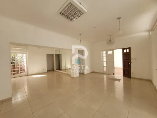 Casa em Passos - Muarama