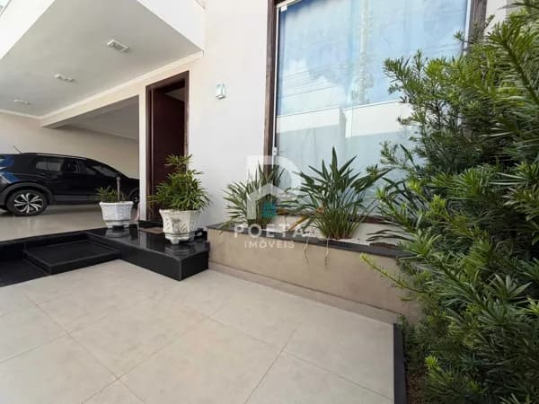 Casa em Passos - Jardim Vila Rica
