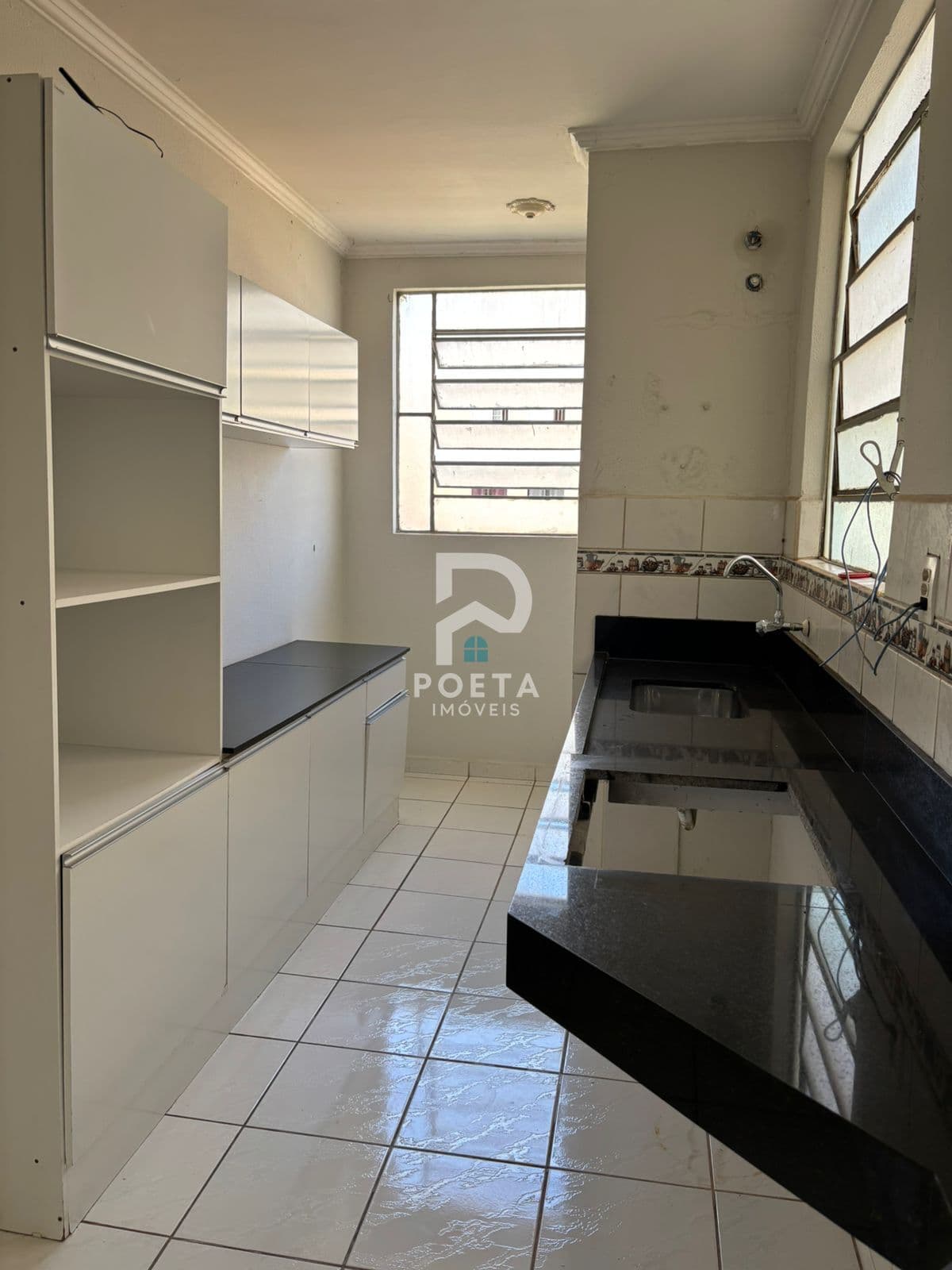 Apartamento em Passos - Penha
