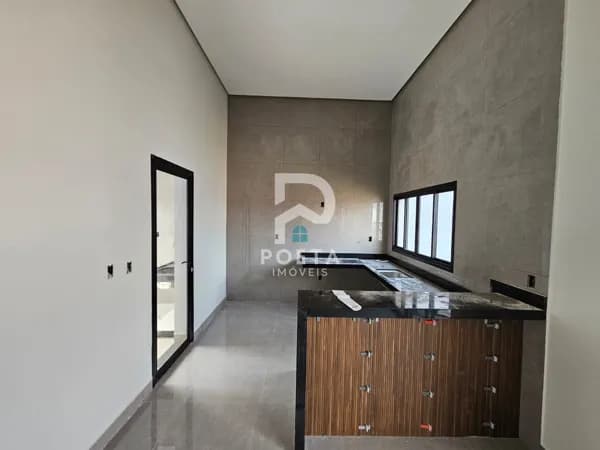 Casa em Passos - Parque das Aroeiras