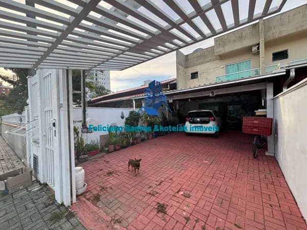 Sobrado em Navegantes - Gravatá