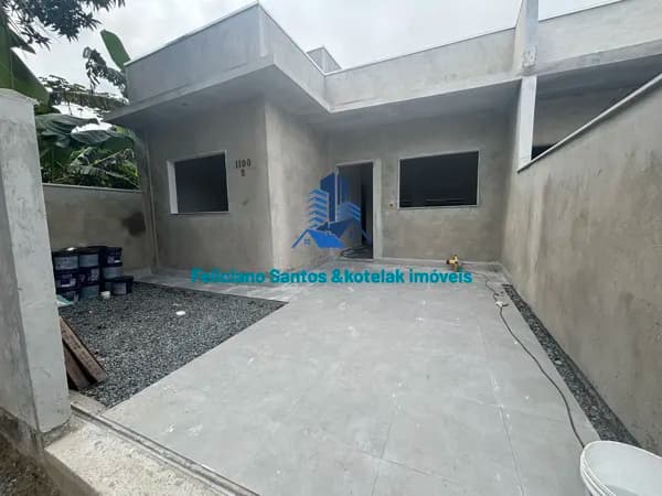 Casa em Navegantes - Meia Praia