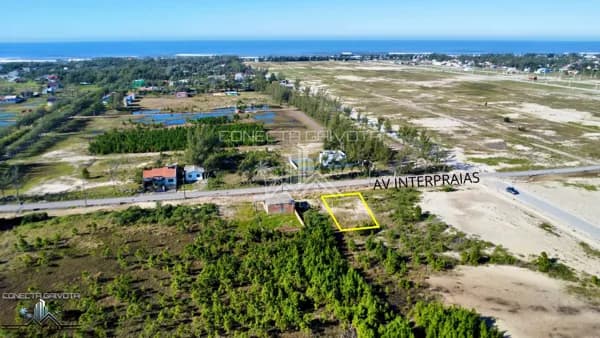 Terreno na AV Interpraias