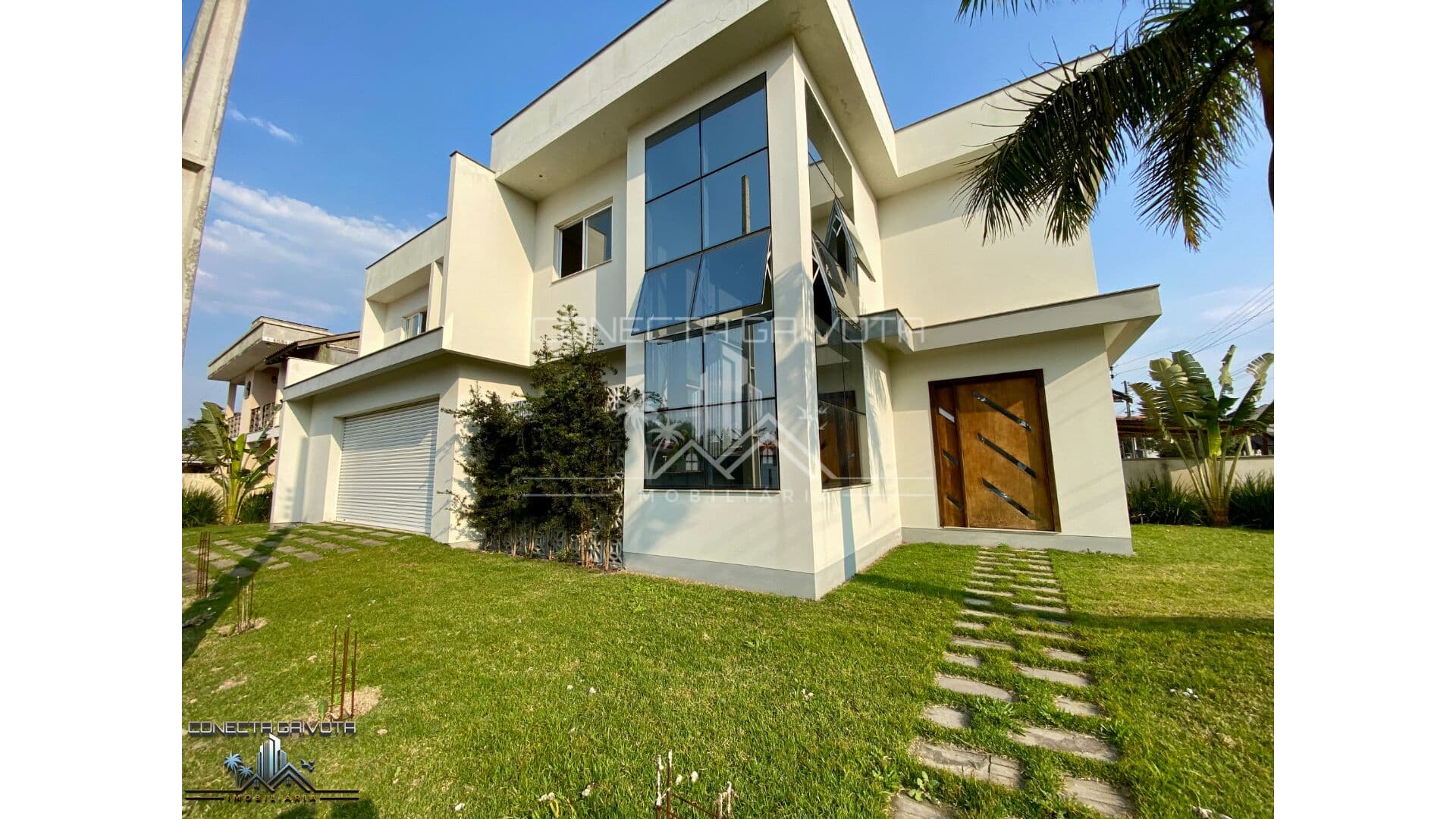 Sobrado em Balneário Gaivota - Itapuan