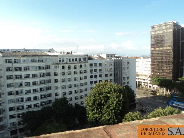 Sala comercial com vista