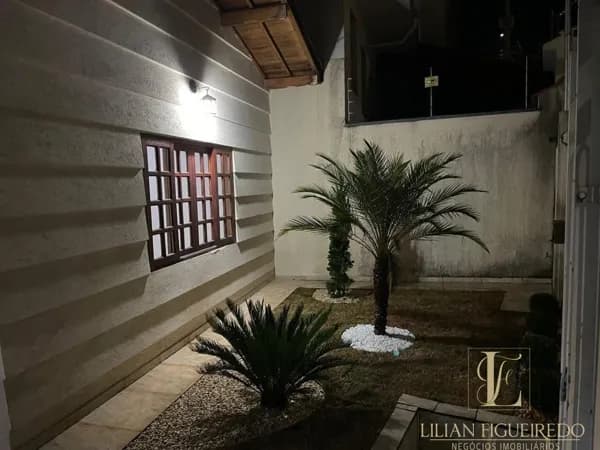 Casa em Poços de Caldas - Jardim Amaryllis