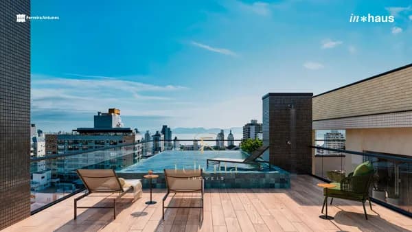 Apartamento Alto Padrão em Canto, Florianópolis/SC