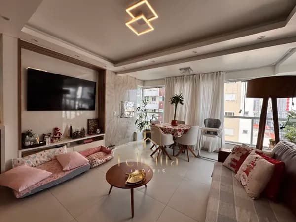 Excelente apartamento no bairro Kobrasol, em São José-SC