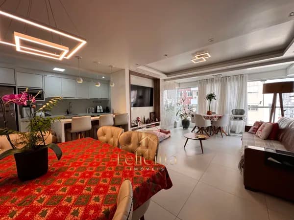 Excelente apartamento no bairro Kobrasol, em São José-SC
