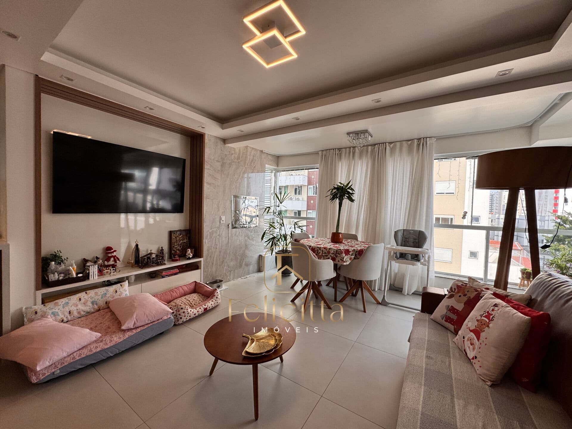Excelente apartamento no bairro Kobrasol, em São José-SC