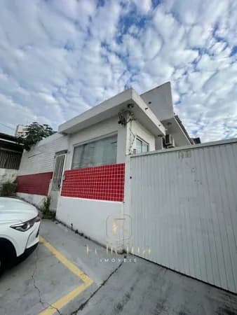 Casa Comercial com 18 Salas e 5 banheiros no bairro Jardim Cidade em São José/SC