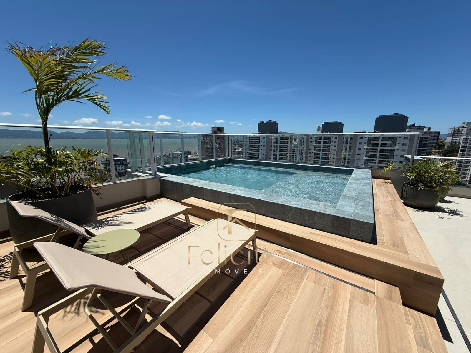 Apartamento em Barreiros, São José/SC