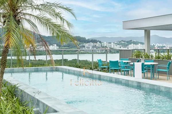 Apartamento com 02 dormitórios 01 suíte no bairro Cacupé, em Florianópolis/SC