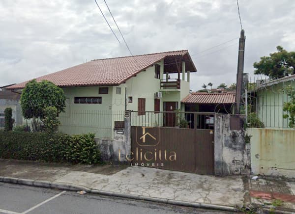 Casa em Barreiros, São José/SC