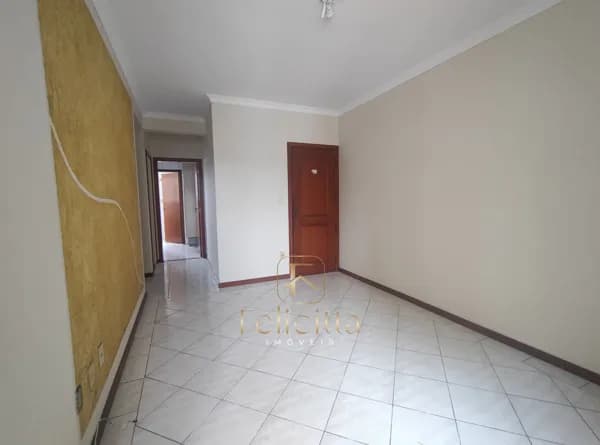 Apartamento com 02 dormitórios em Campinas, São José/SC