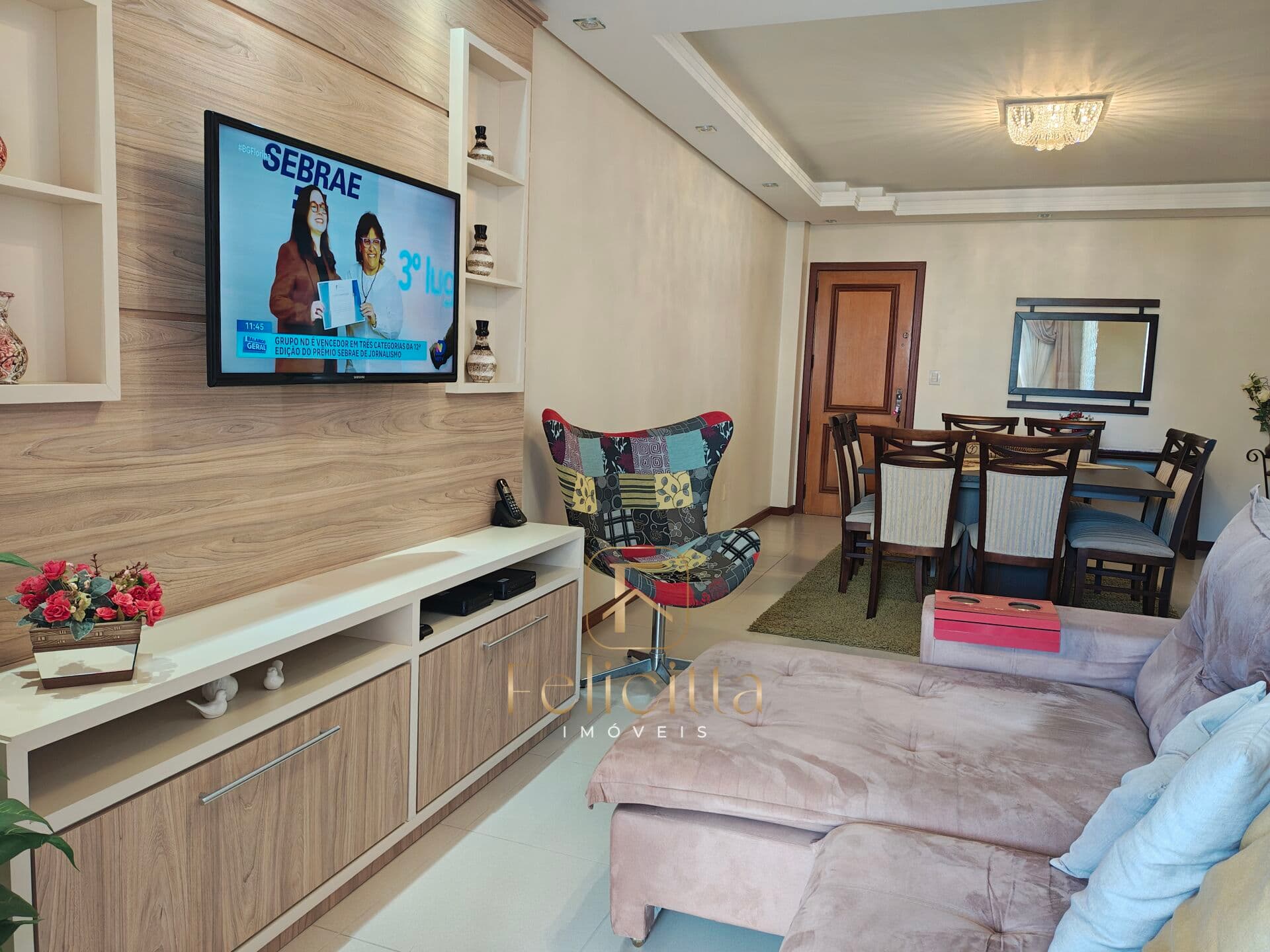 Apartamento com 04 dormitórios 02 suítes em Campinas, São José/SC