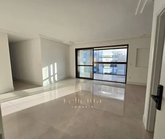 Apartamento em Kobrasol, São José/SC