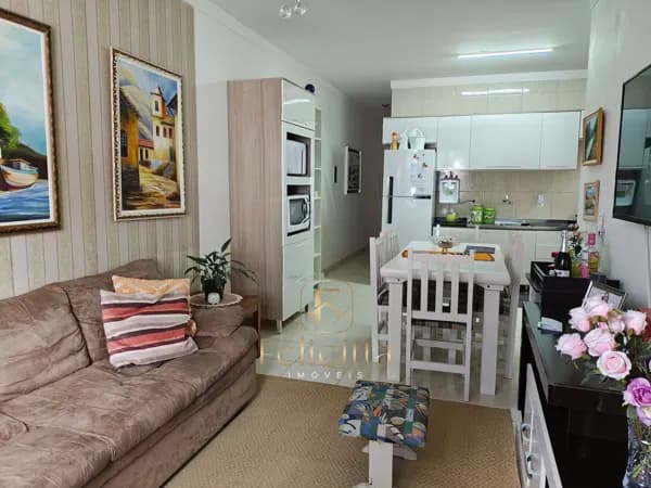 Casa Geminada com 03 dormitórios 01 suíte em Potecas, São José/SC