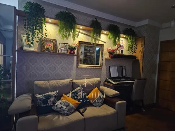 Oportunidade em Campinas! Apartamento à venda 2 dorm., sacada e com sol da manhã