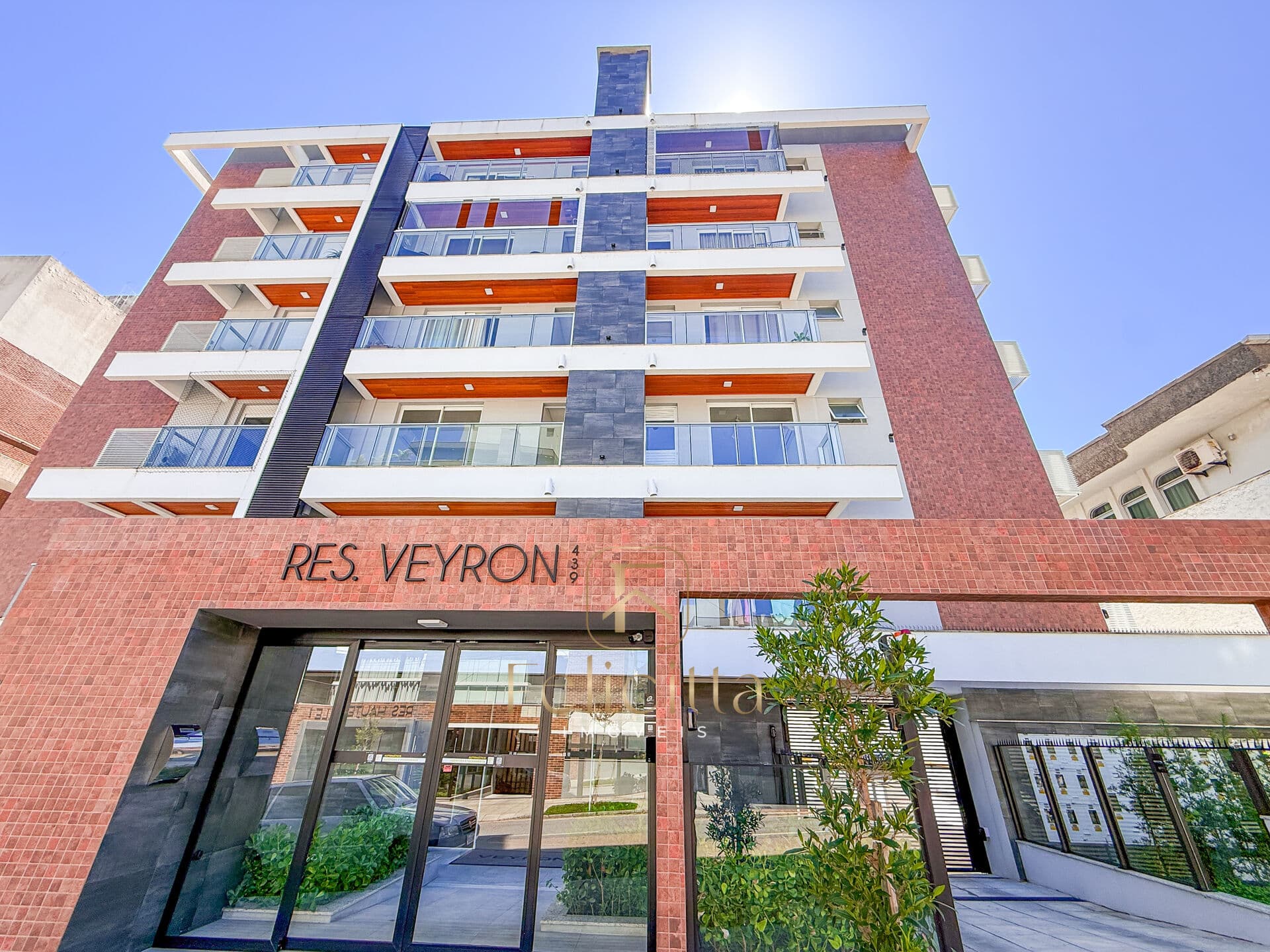 Apartamento 2 quartos com suíte próx Beiramar Shopping
