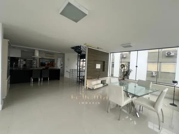 Cobertura Triplex à Venda no Centro de Florianópolis/SC