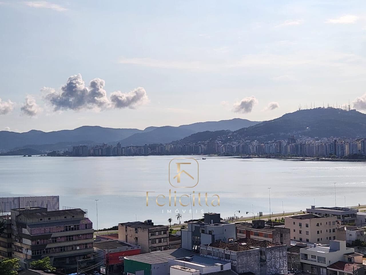 Sala Comercial em Estreito, Florianópolis/SC