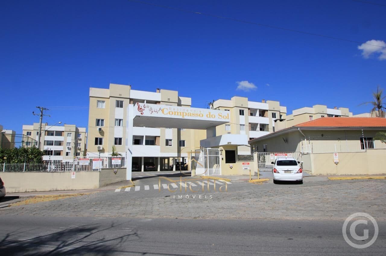 Apartamento à venda com 02 dormitórios em Real Parque, São José/SC