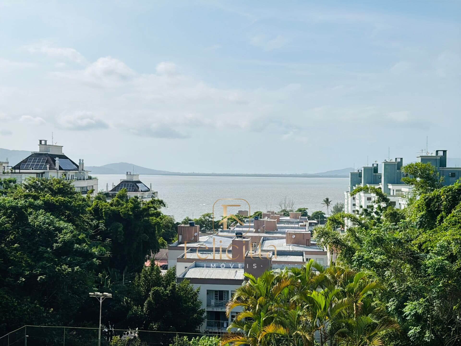 Apartamento em Coqueiros, Florianópolis/SC