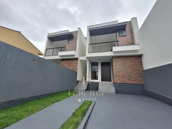 Sobrado em Serraria, São José/SC