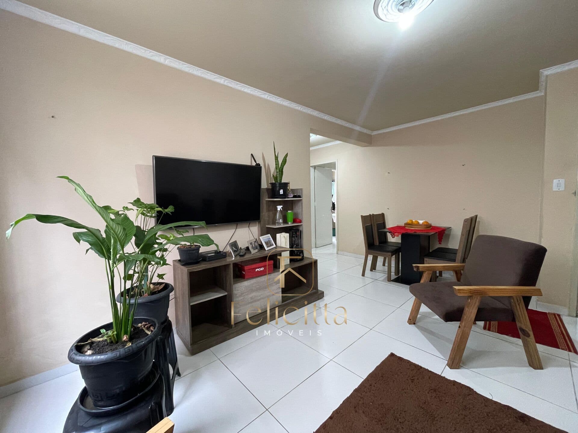 Apartamento com 02 dormitórios em Campinas, São José/SC