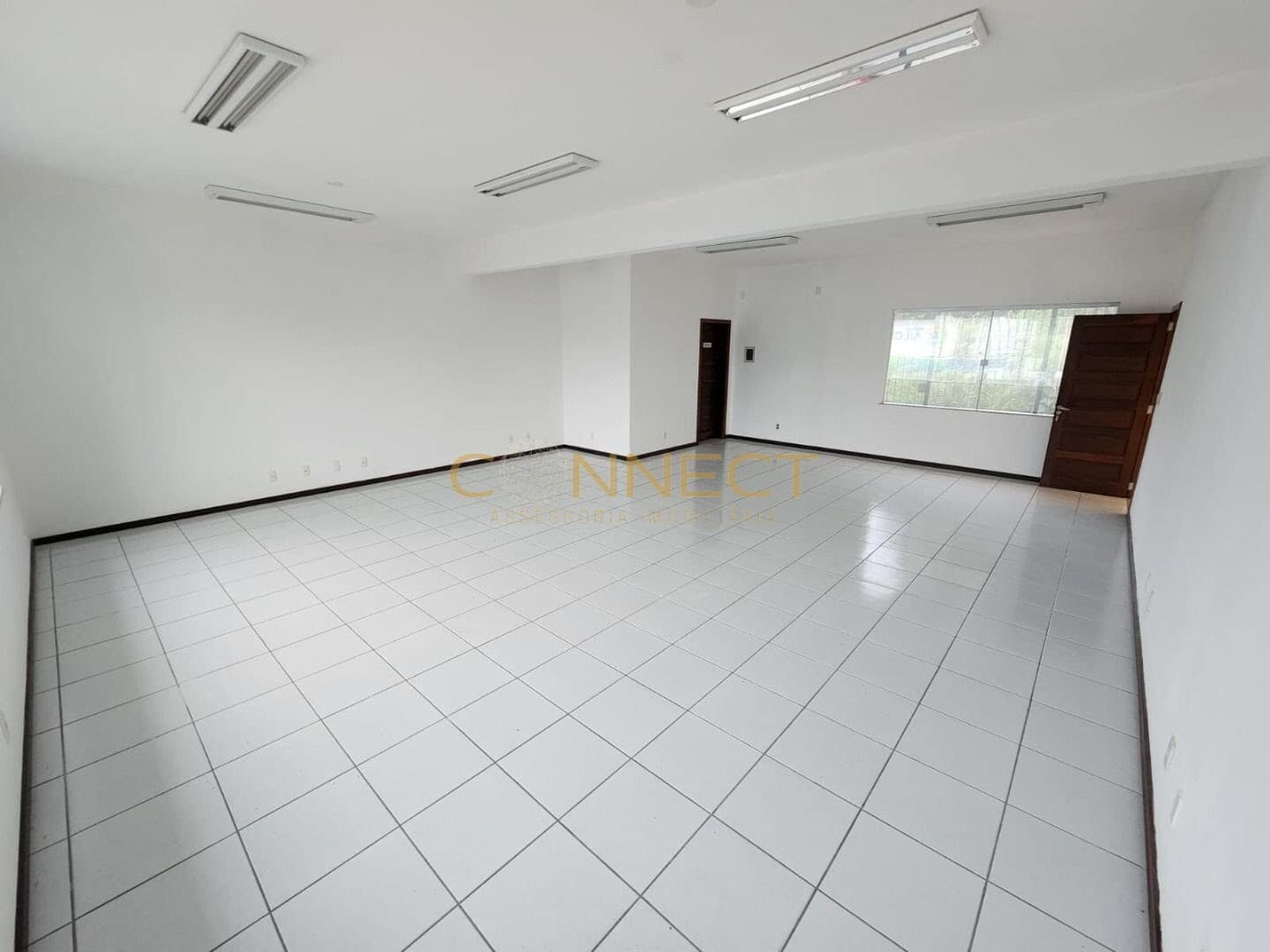 Sala à venda no bairro Velha em Blumenau/SC