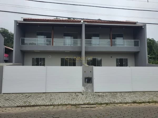 Sobrado à venda no bairro Itoupava Central em Blumenau/SC