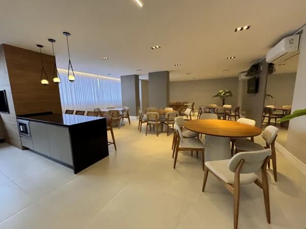 Apartamento com 2 Suítes na Vila Nova