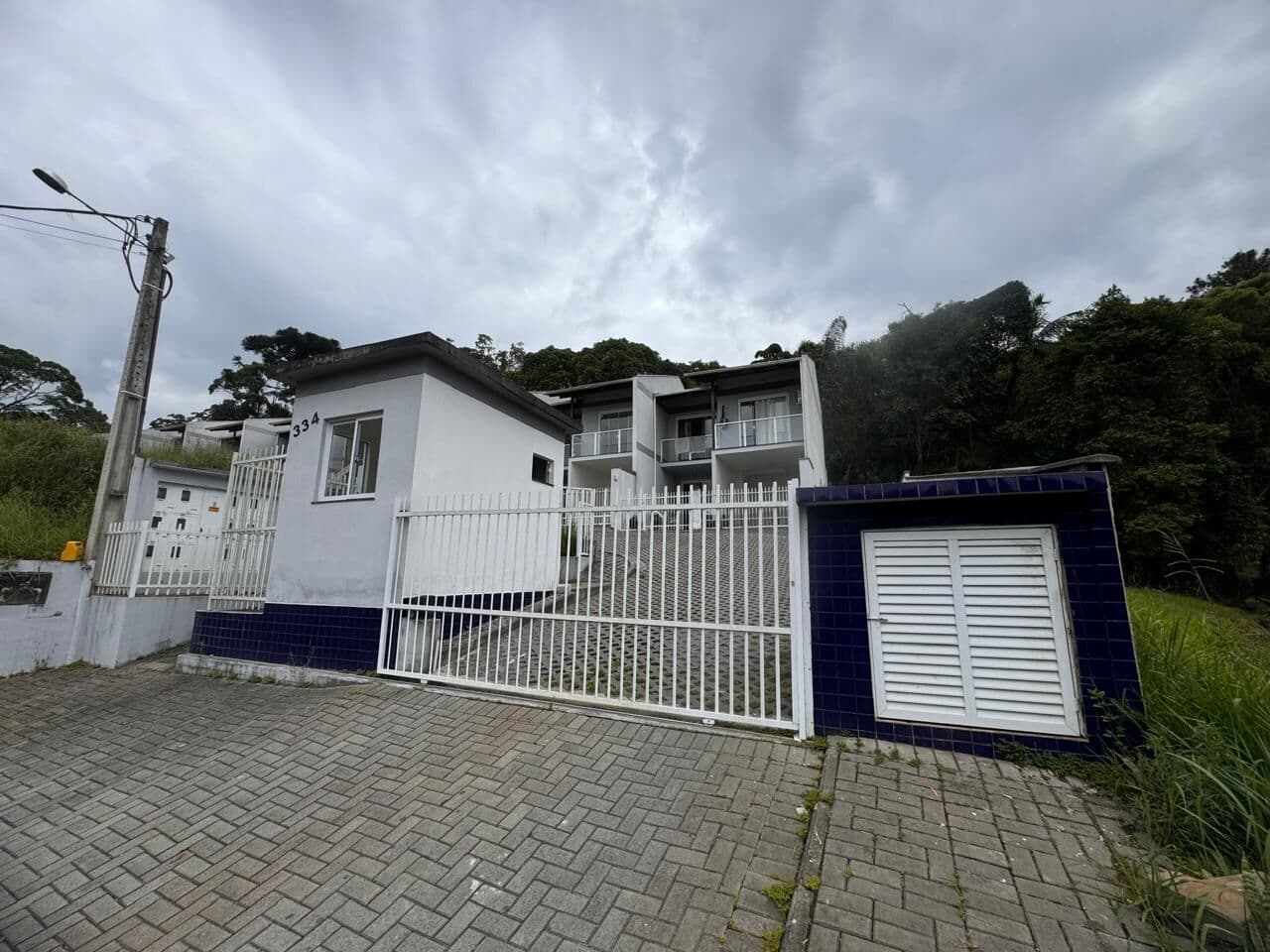 Sobrado à venda no bairro Badenfurt em Blumenau/SC